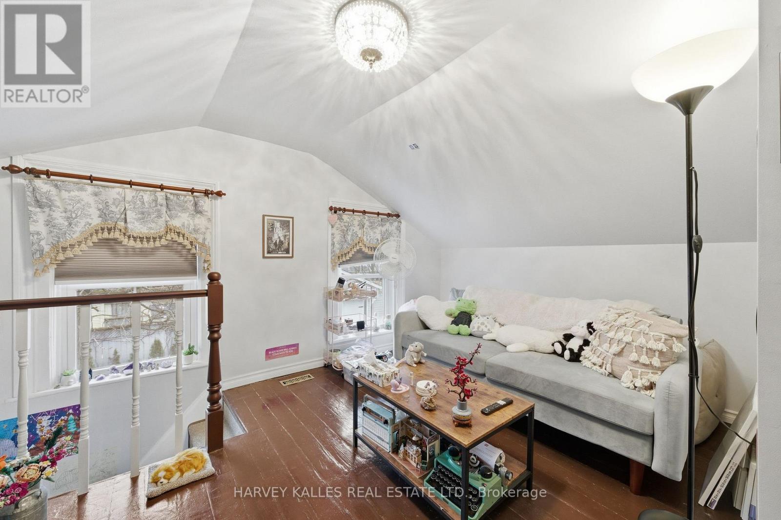 167 VICTORIA AVENUE - 25