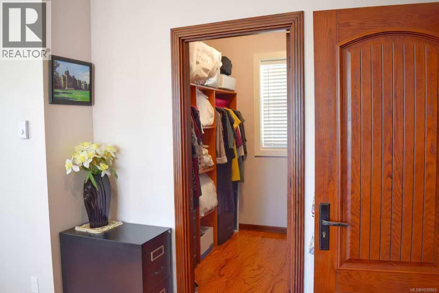 4037 NELTHORPE ST - 16