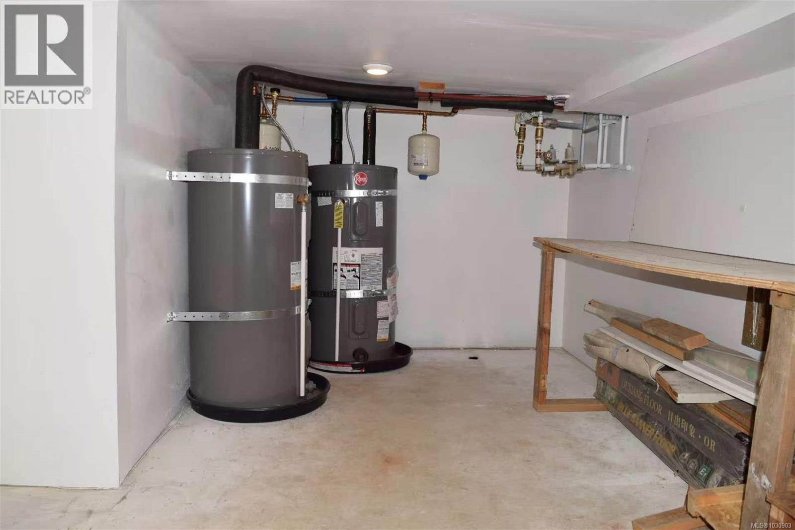 4037 NELTHORPE ST - 35