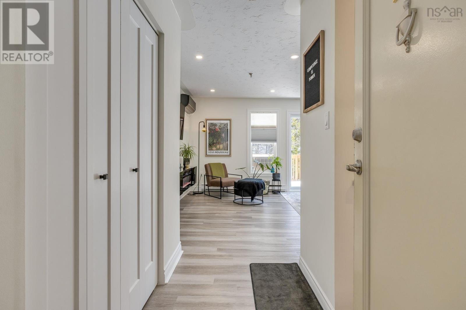 #23 80 COLLINS GROVE - 10