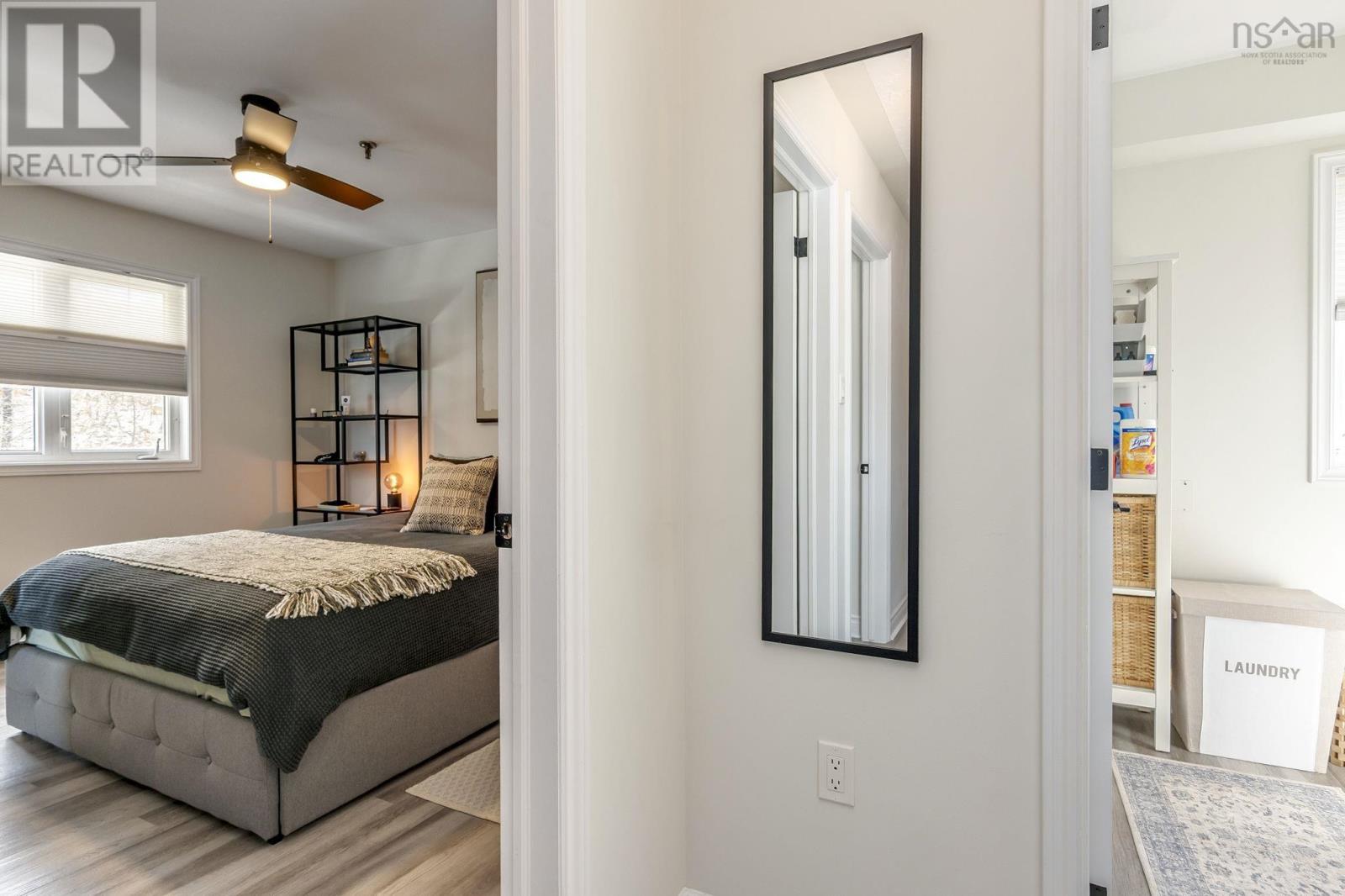 #23 80 COLLINS GROVE - 27