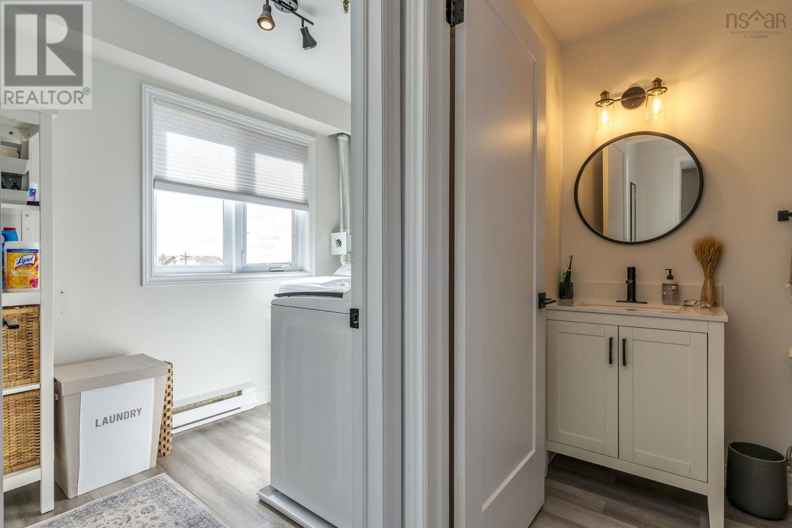 #23 80 COLLINS GROVE - 31