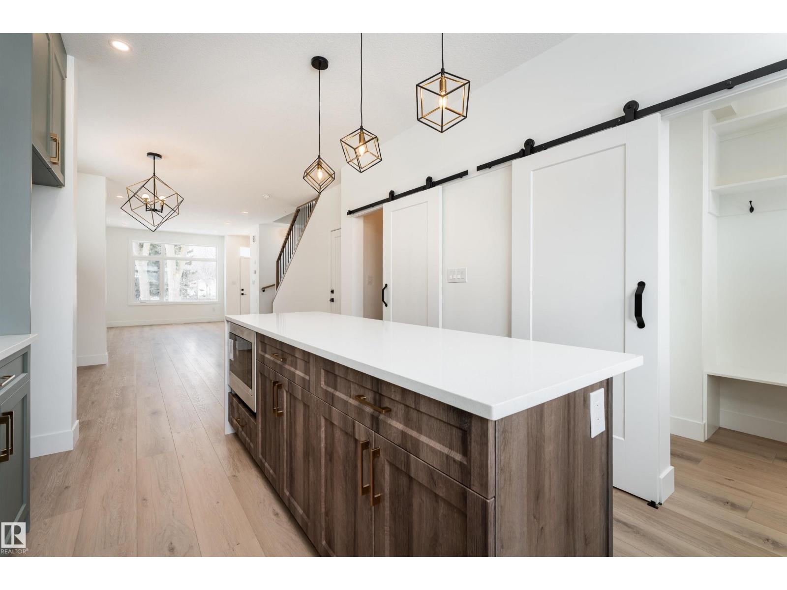 12033 124 ST NW - 14