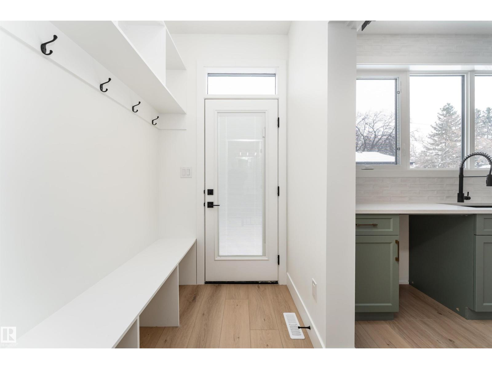 12033 124 ST NW - 18