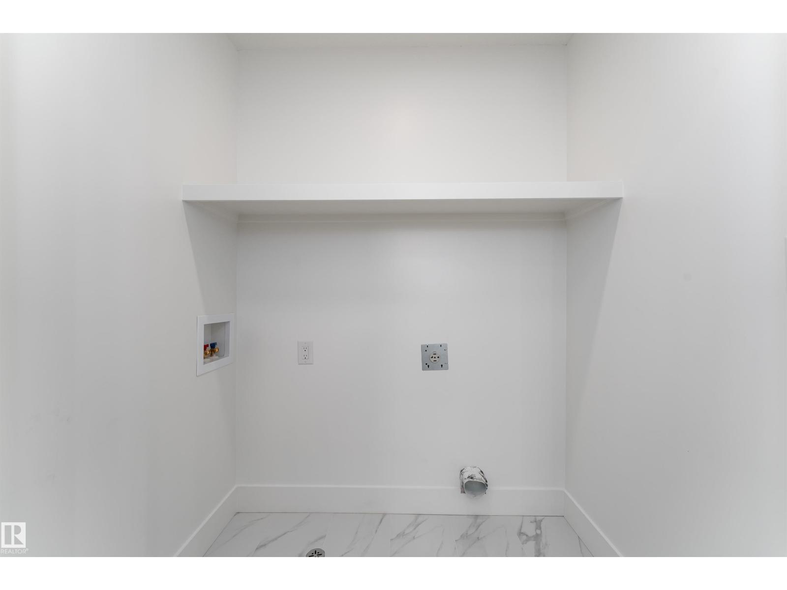 12033 124 ST NW - 23