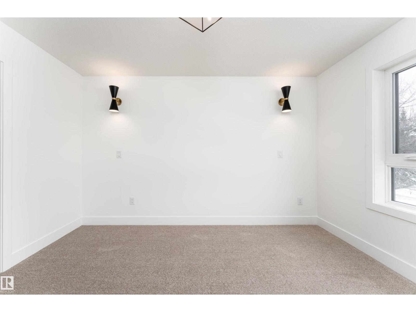 12033 124 ST NW - 32