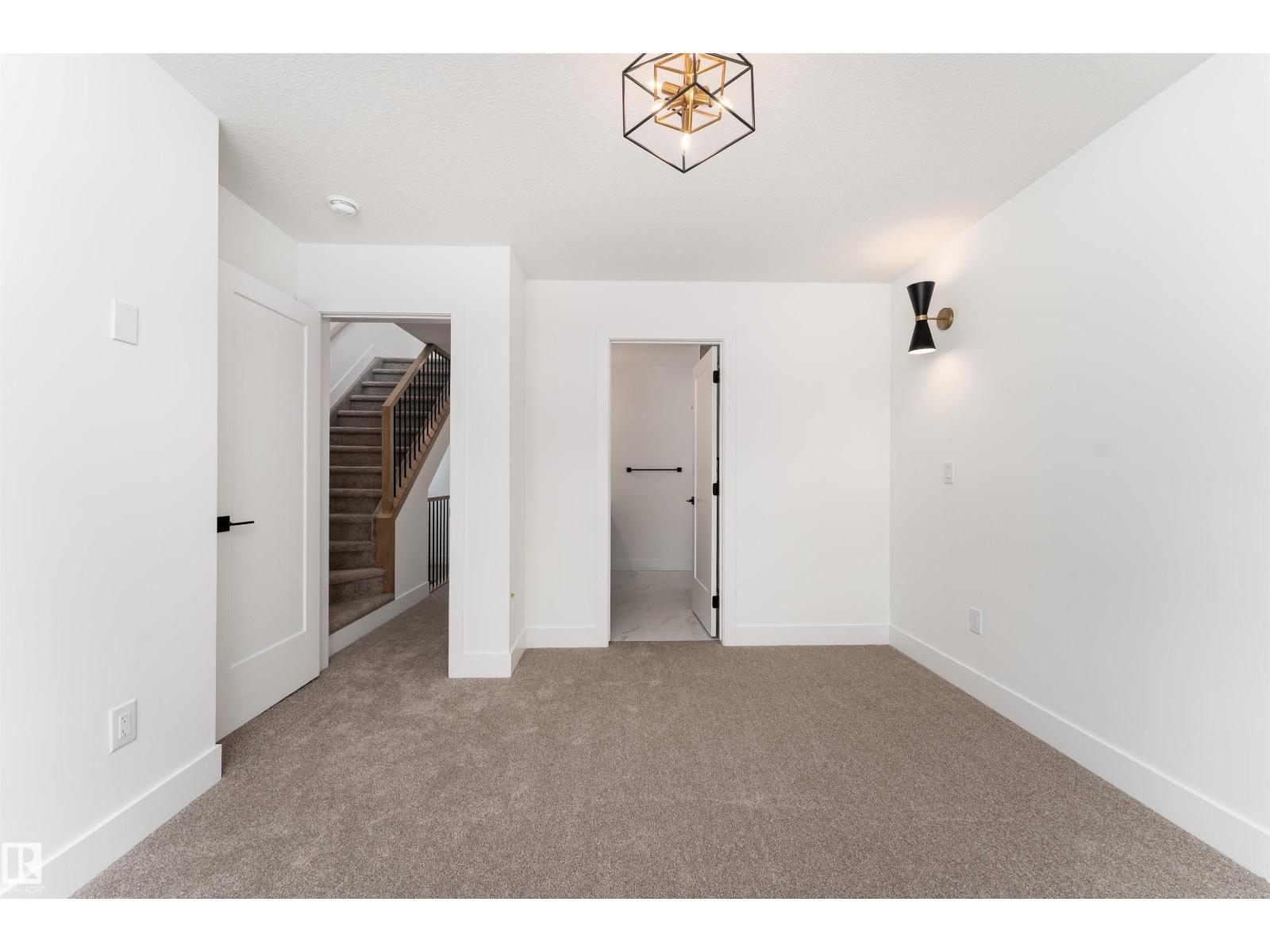 12033 124 ST NW - 33
