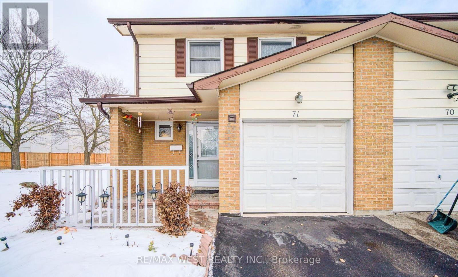 #71 3525 BRANDON GATE DRIVE - 1