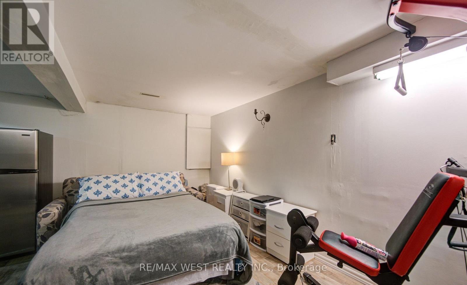 #71 3525 BRANDON GATE DRIVE - 36
