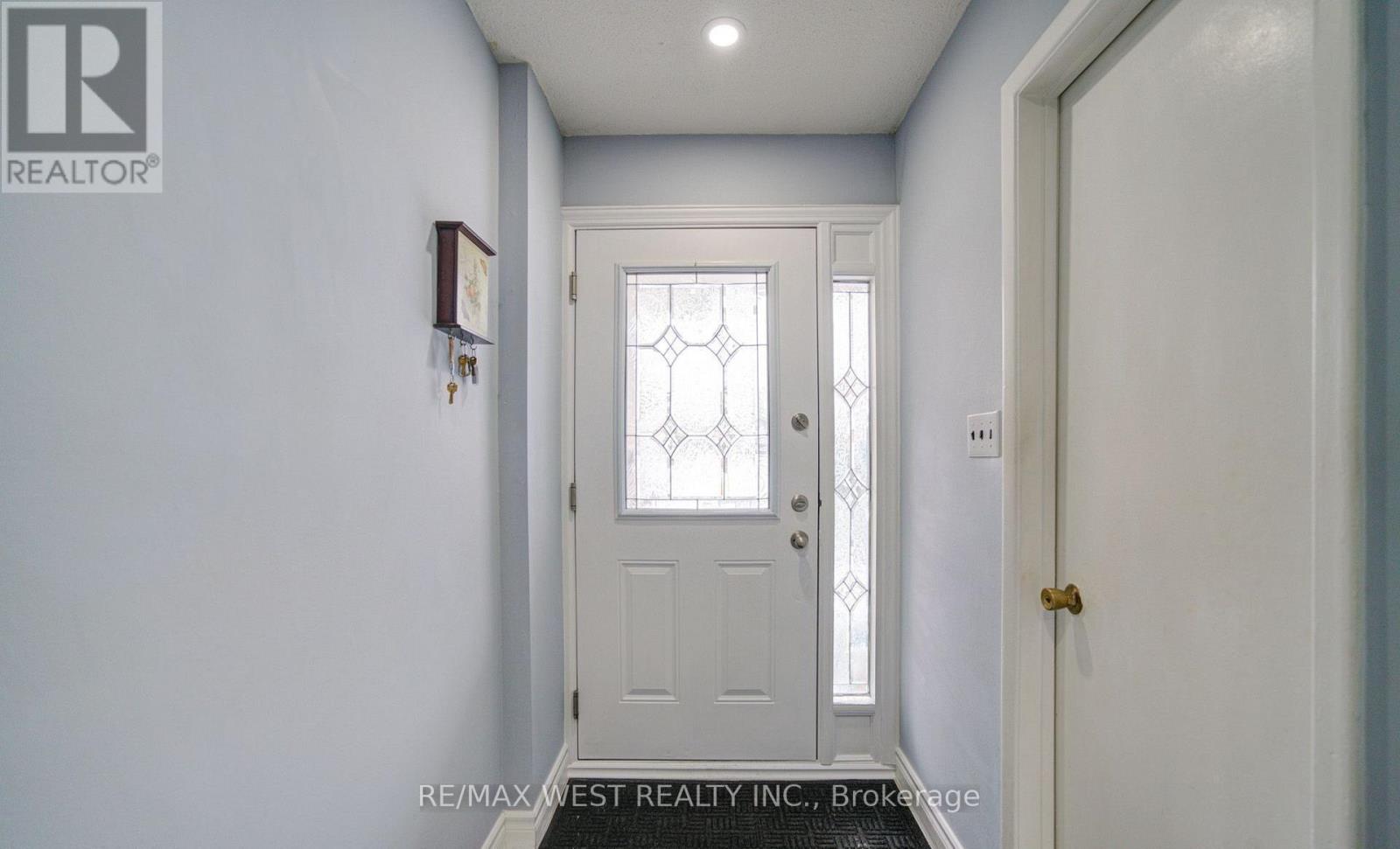 #71 3525 BRANDON GATE DRIVE - 5