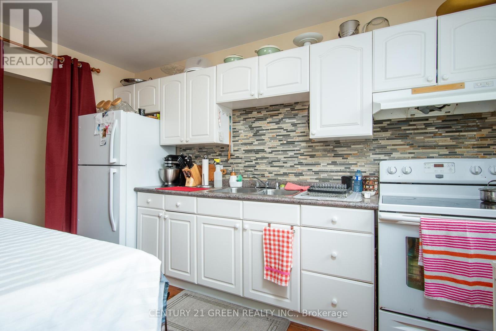 129 RIVER ROAD E - 21