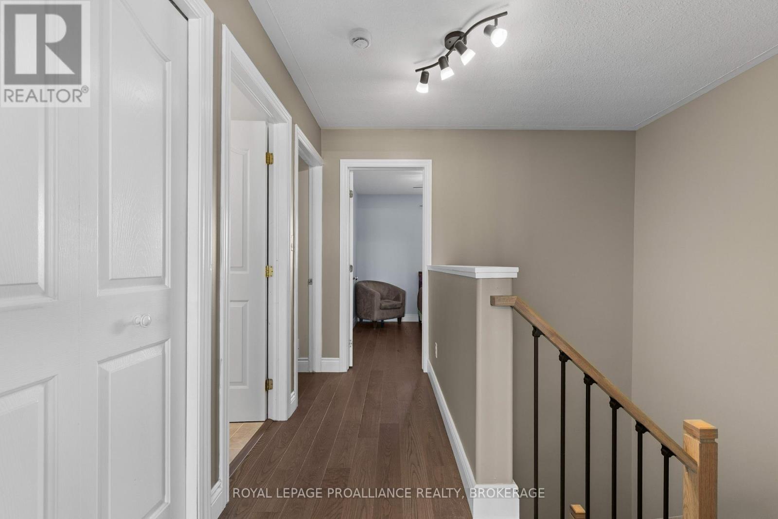 2153 SWANFIELD STREET — photo 27