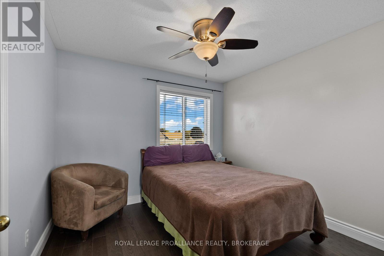 2153 SWANFIELD STREET — photo 35