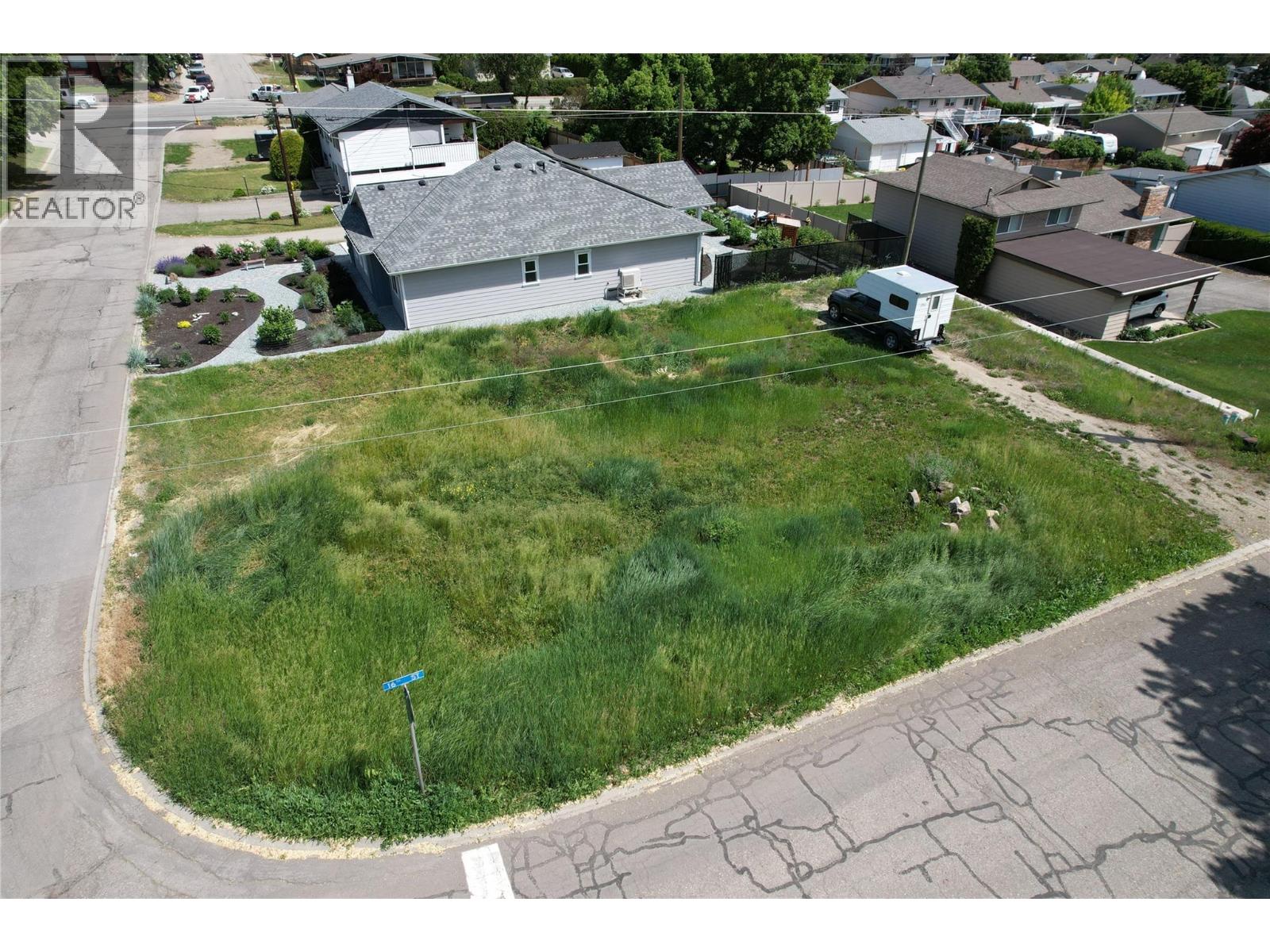  2905 16th Street, Vernon