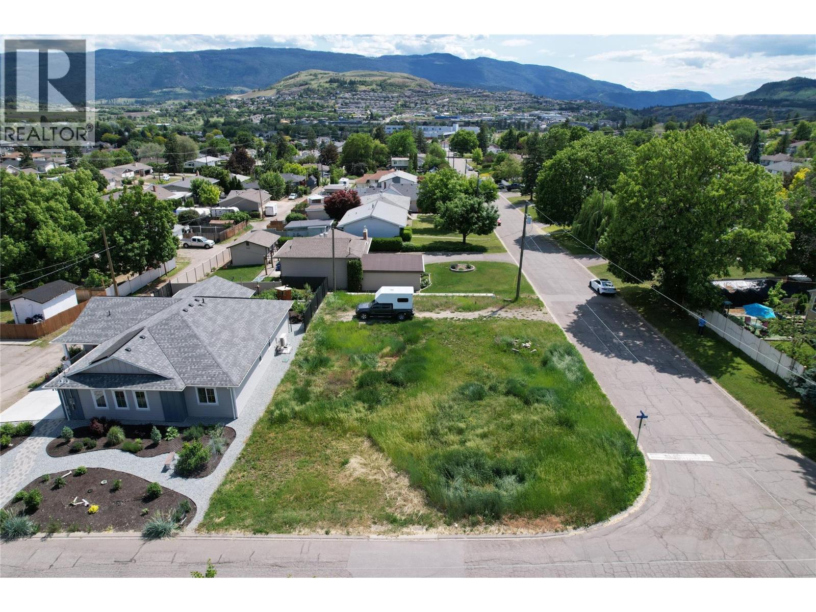  2905 16th Street, Vernon