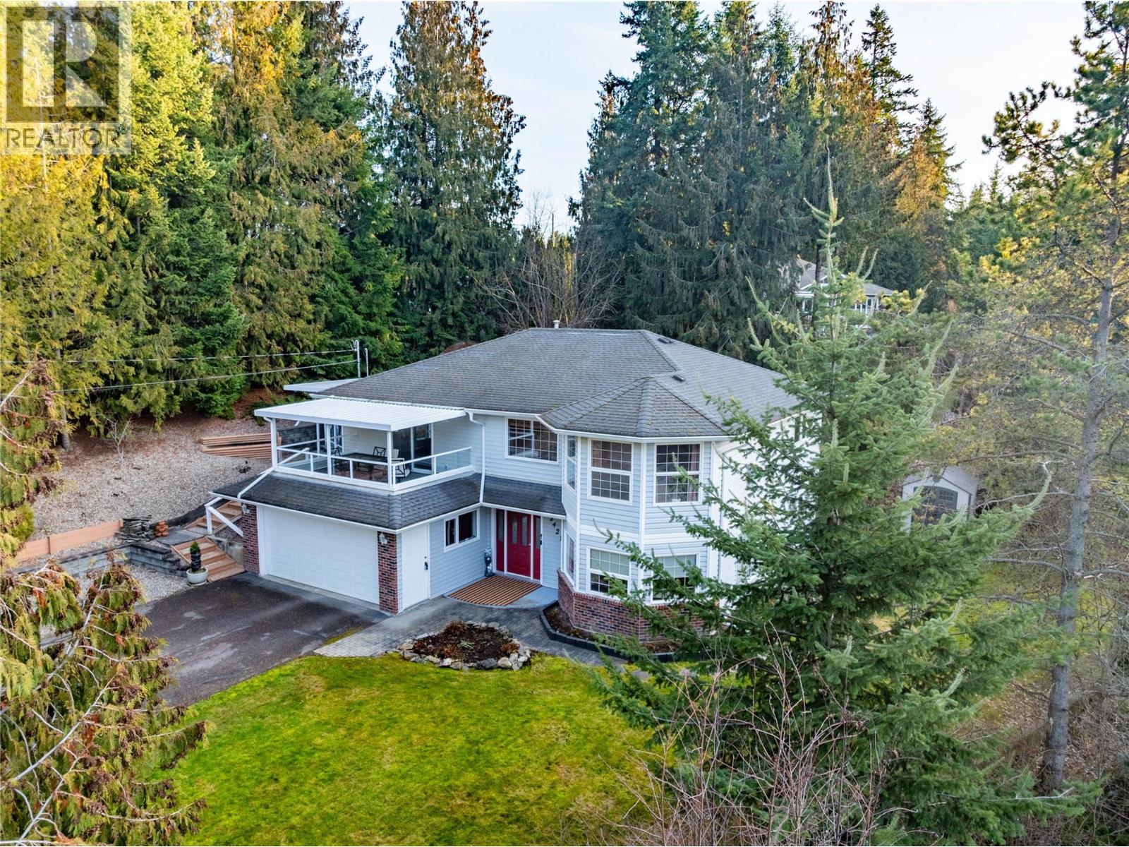 2421 Mount Tuam Crescent - 1