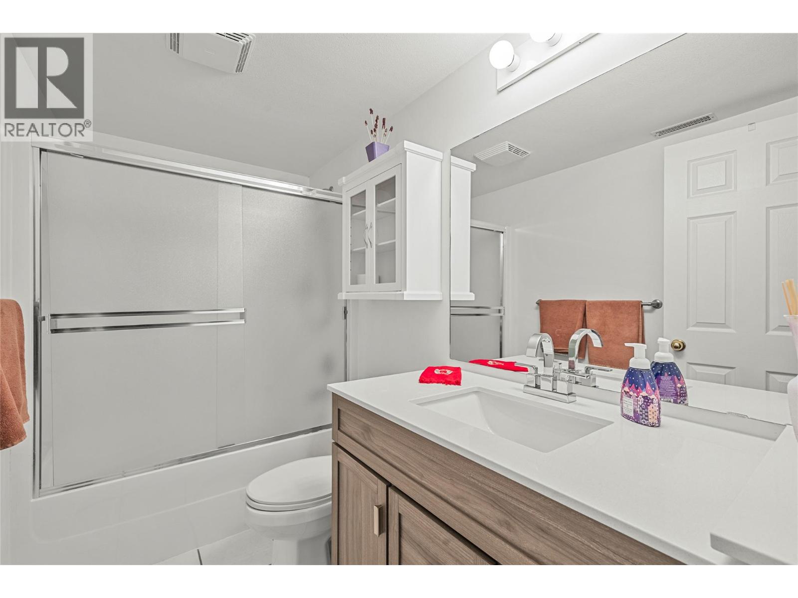 2421 Mount Tuam Crescent - 11