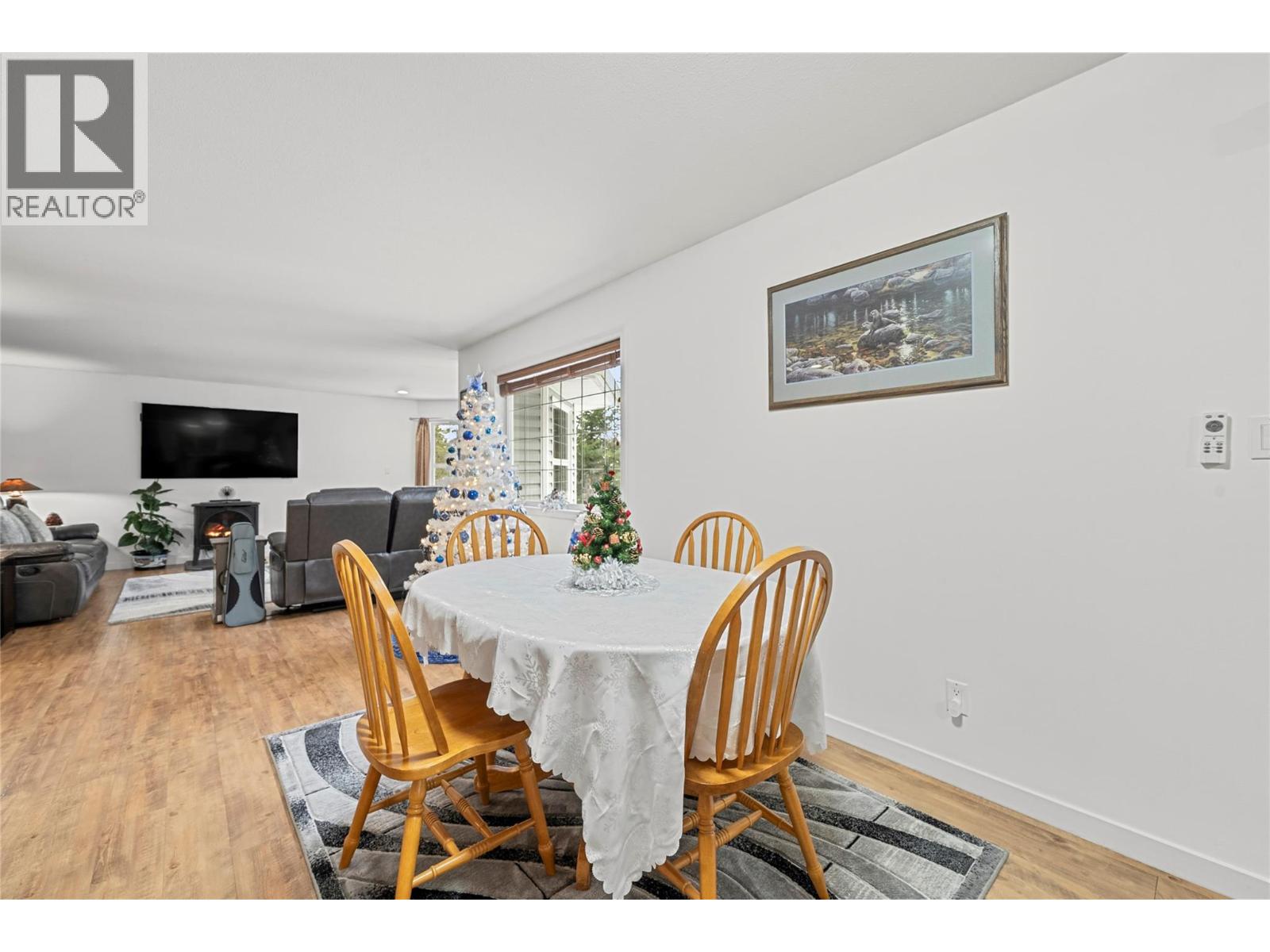 2421 Mount Tuam Crescent - 17