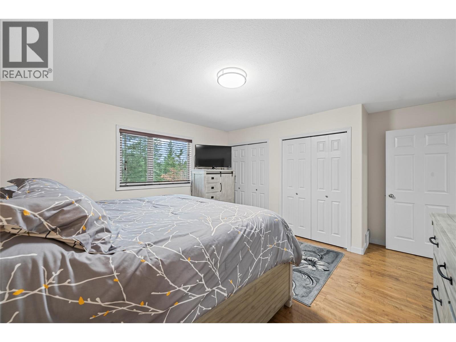 2421 Mount Tuam Crescent - 27