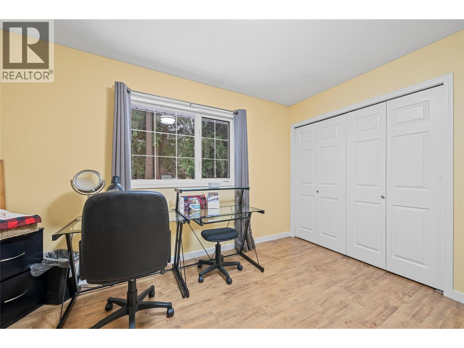 2421 Mount Tuam Crescent - 30