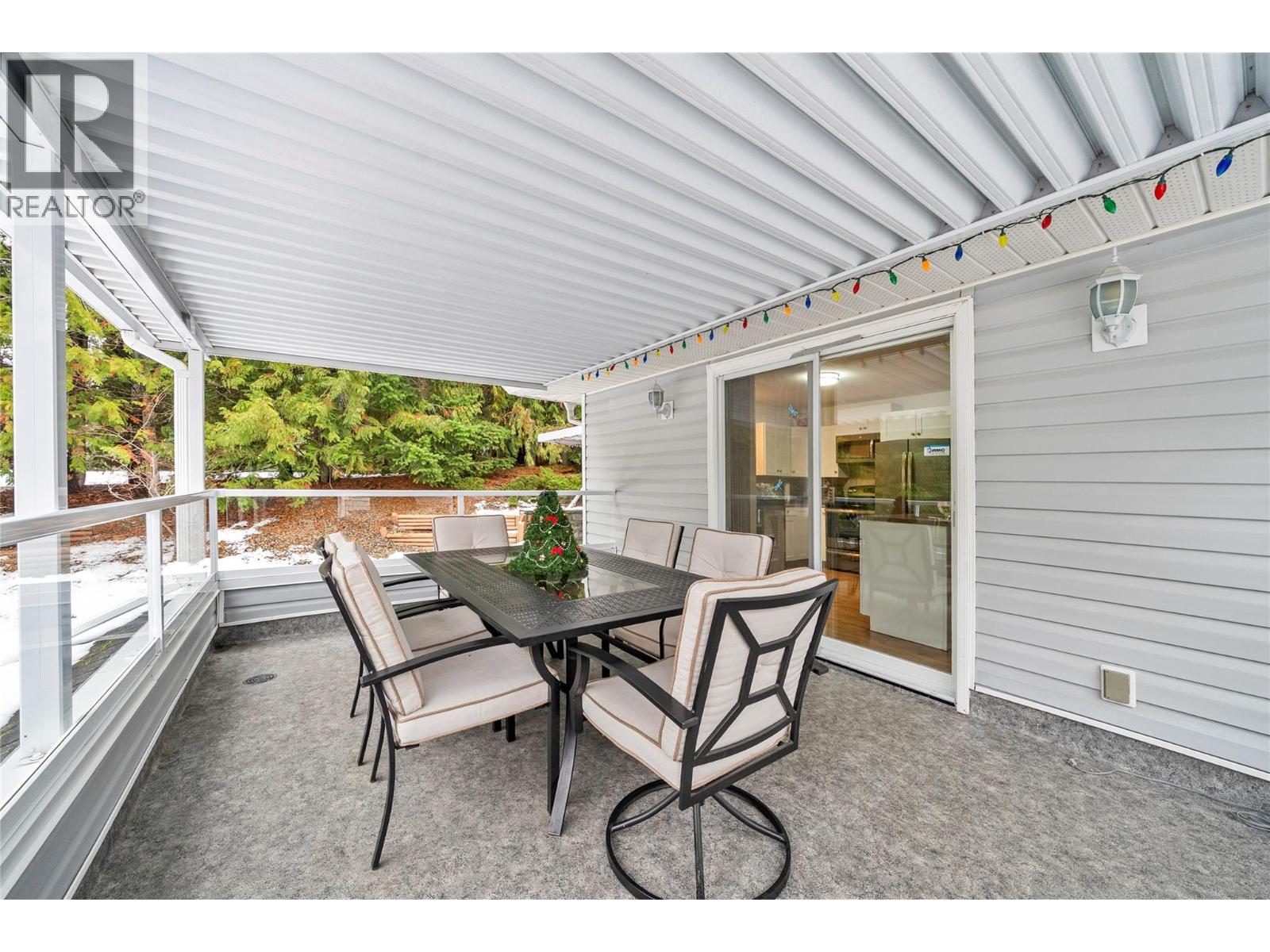 2421 Mount Tuam Crescent - 36