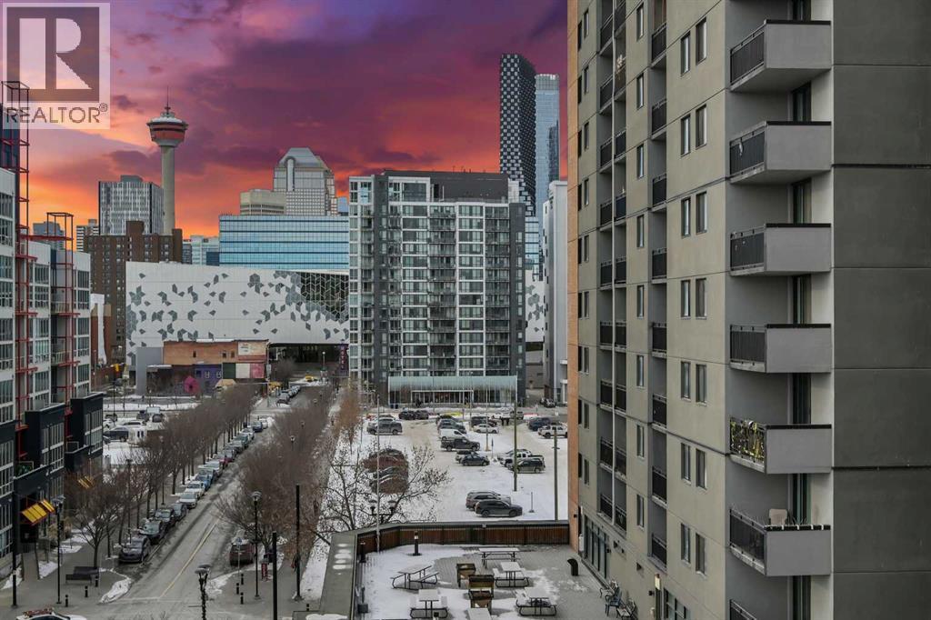 Single Family House for Sale in    Avenue SE Downtown East Village Calgary 