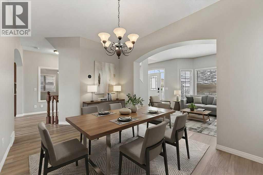 Single Family House for Sale in  Simcrest Heights SW Signal Hill Calgary 