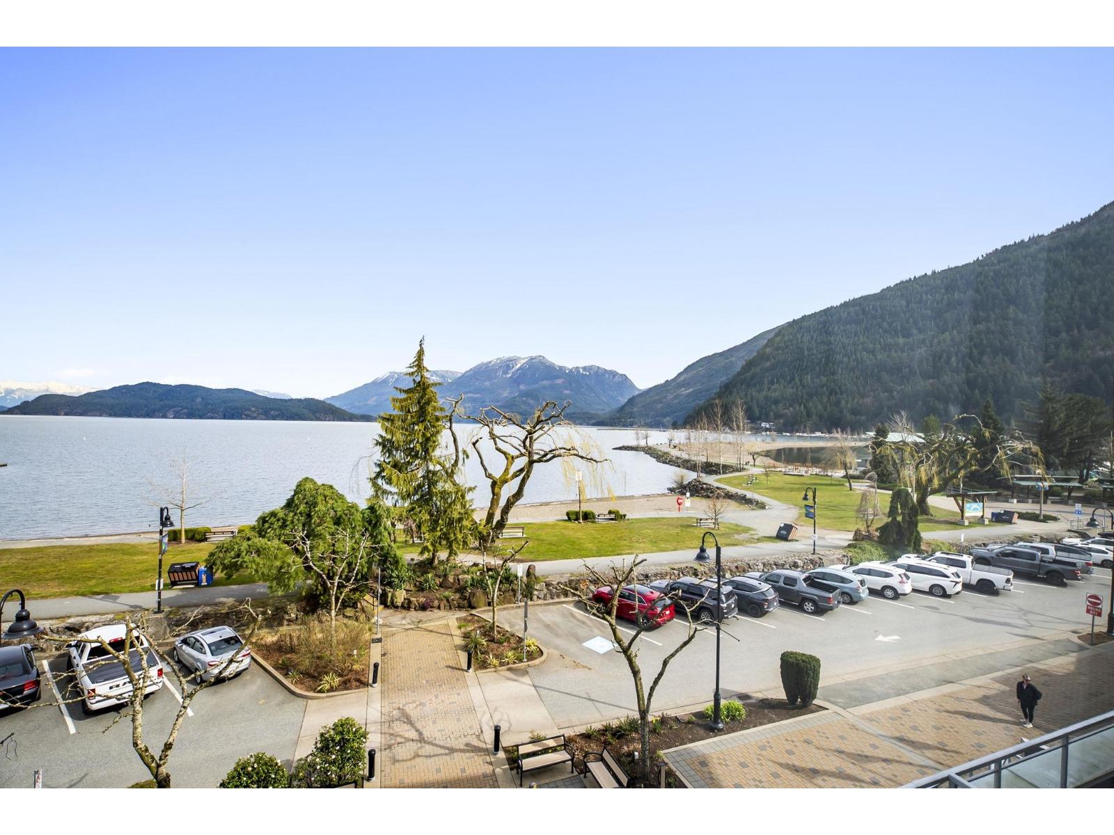 312A 160 ESPLANADE AVENUE, Harrison Hot Springs, Harrison Hot Springs