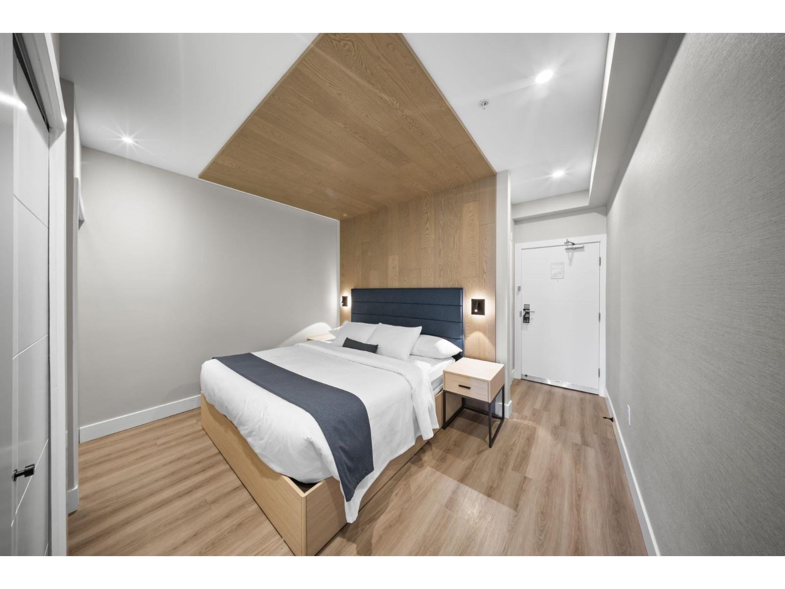 312A 160 ESPLANADE AVENUE, Harrison Hot Springs, Harrison Hot Springs