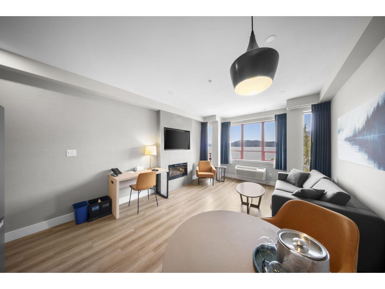 312A 160 ESPLANADE AVENUE, Harrison Hot Springs, Harrison Hot Springs