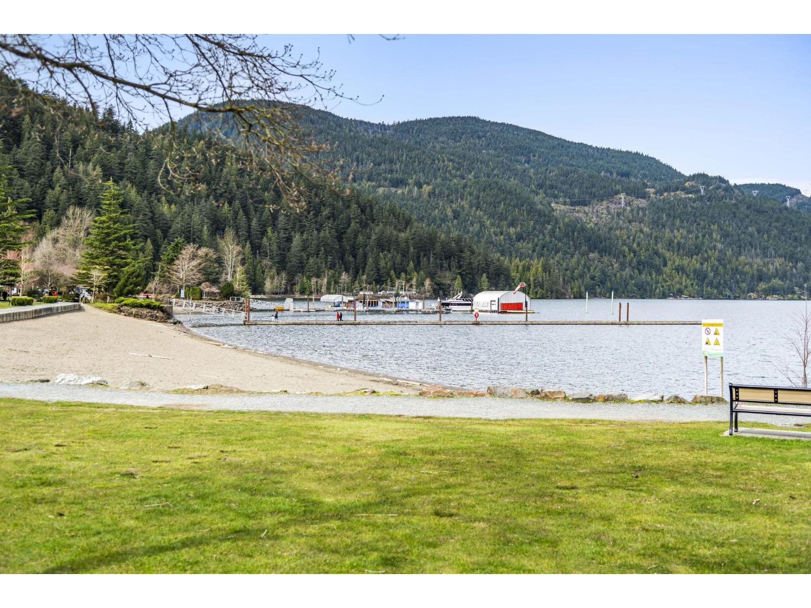 312A 160 ESPLANADE AVENUE, Harrison Hot Springs, Harrison Hot Springs