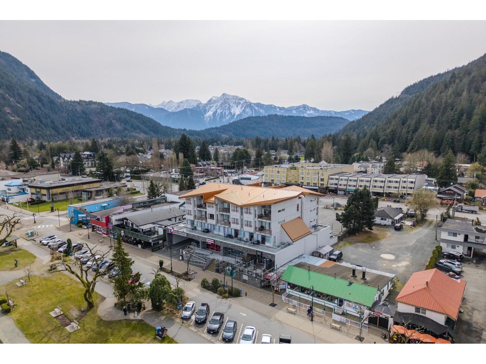 312A 160 ESPLANADE AVENUE, Harrison Hot Springs, Harrison Hot Springs