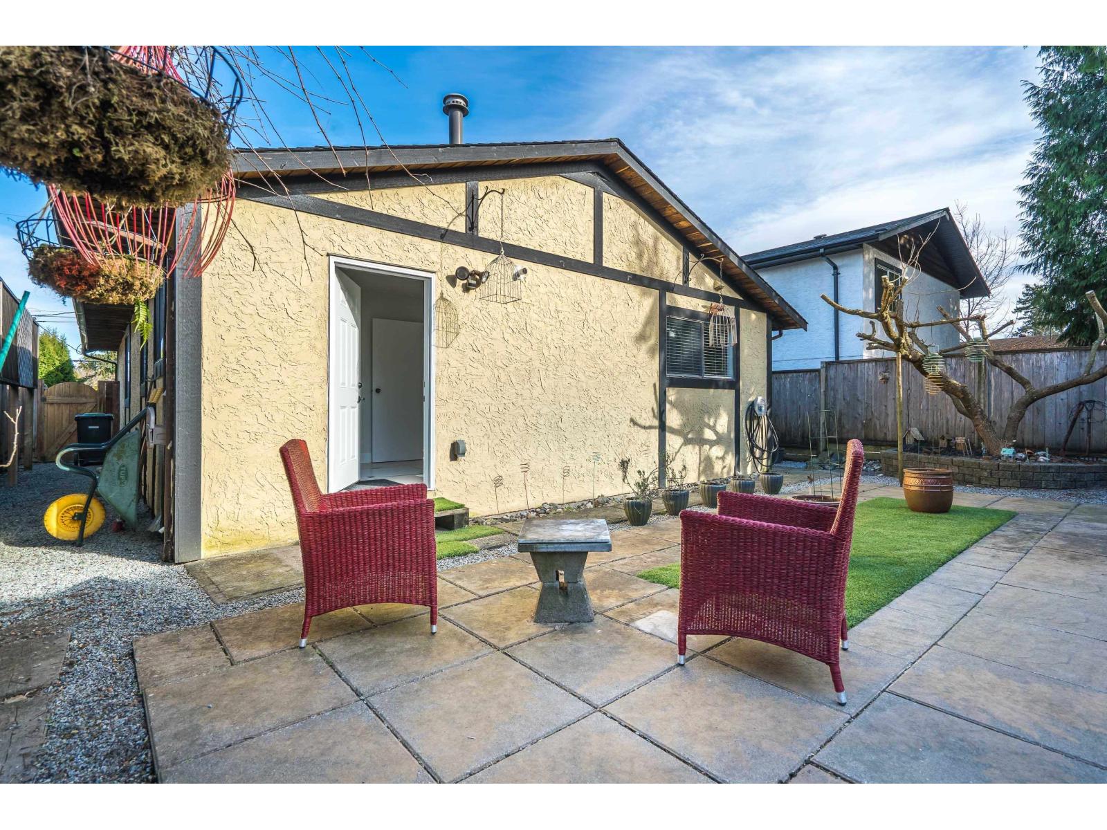 3363 271A STREET, Langley