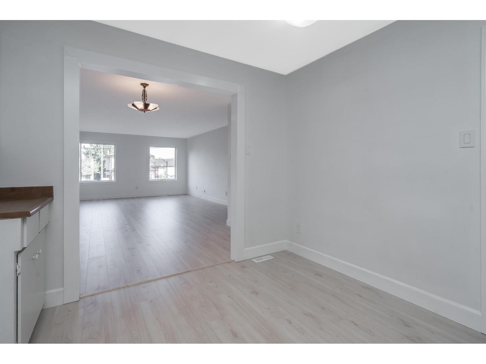 3363 271A STREET, Langley