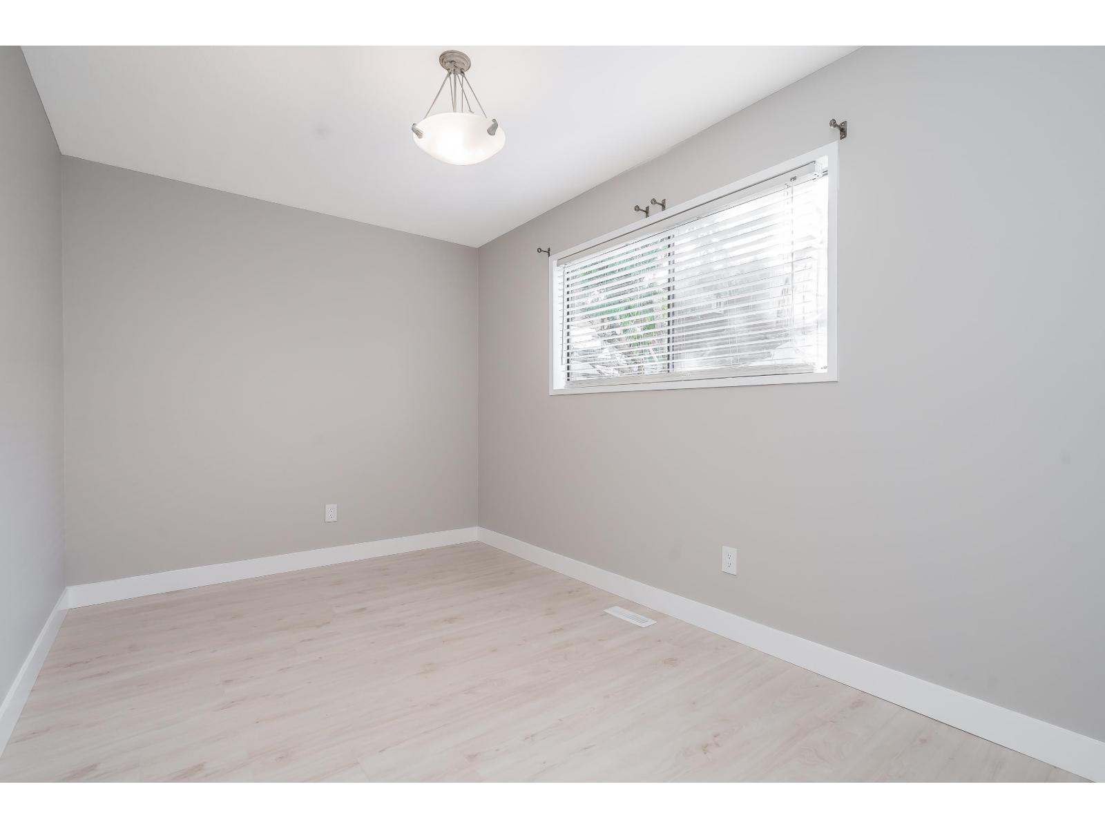 3363 271A STREET, Langley