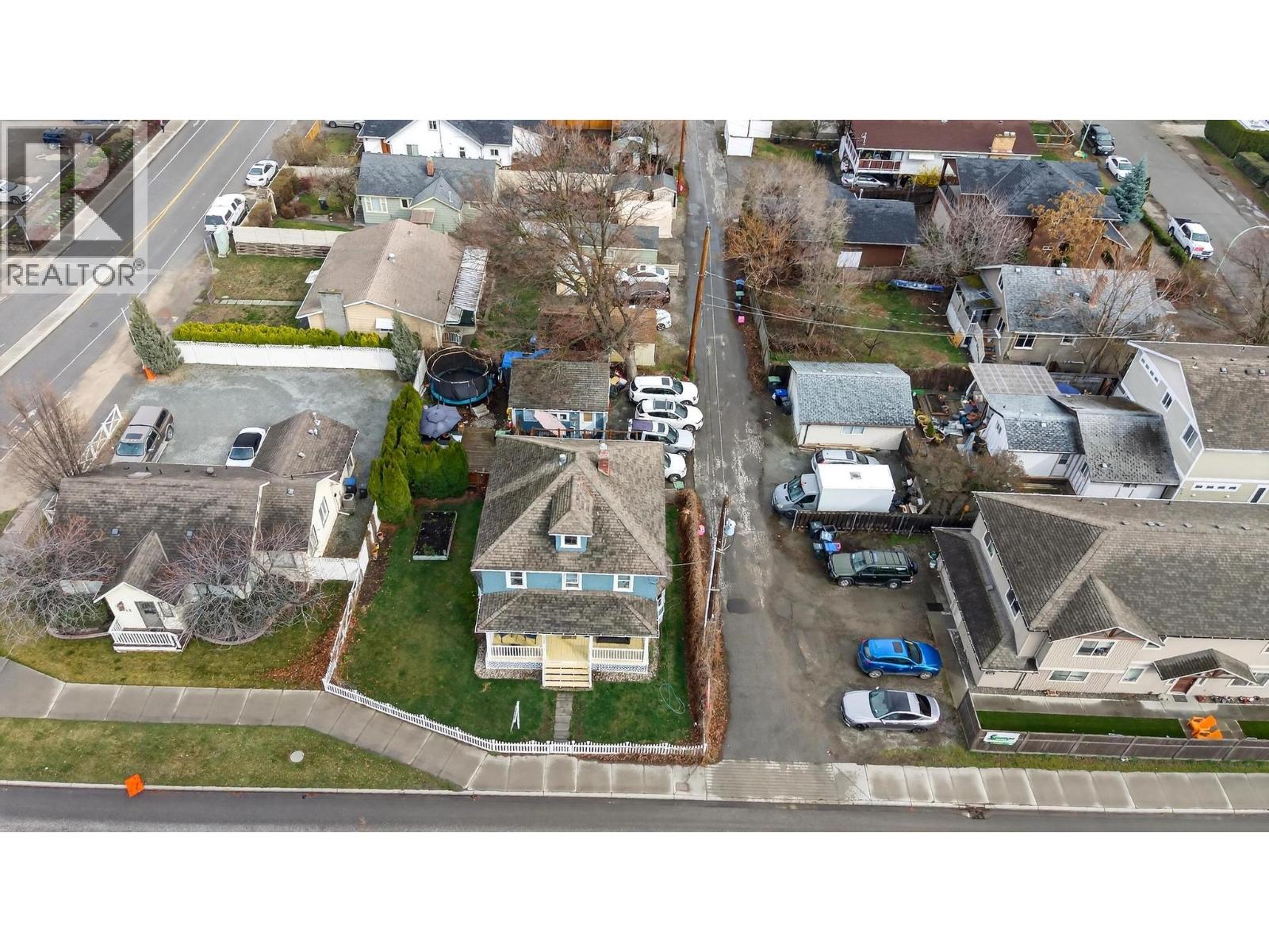  2319 Pandosy Street, Kelowna