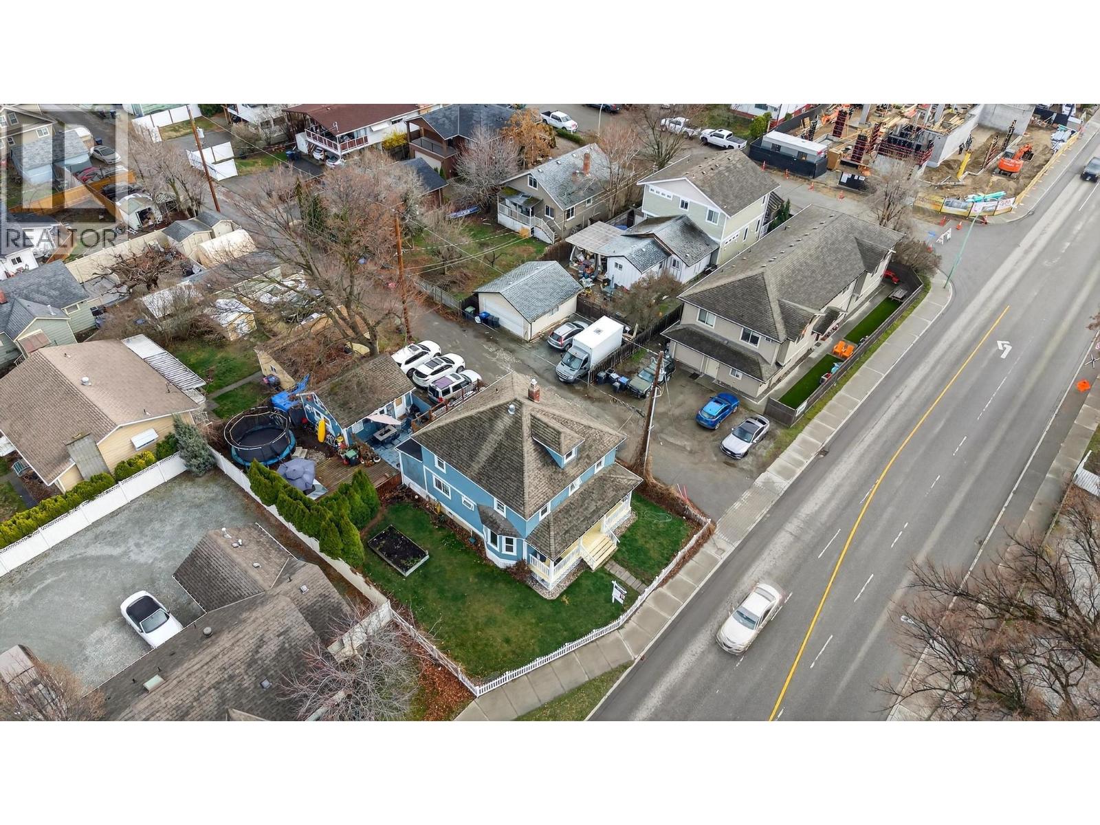  2319 Pandosy Street, Kelowna