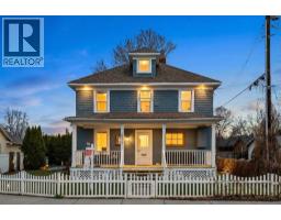  2319 Pandosy Street, Kelowna