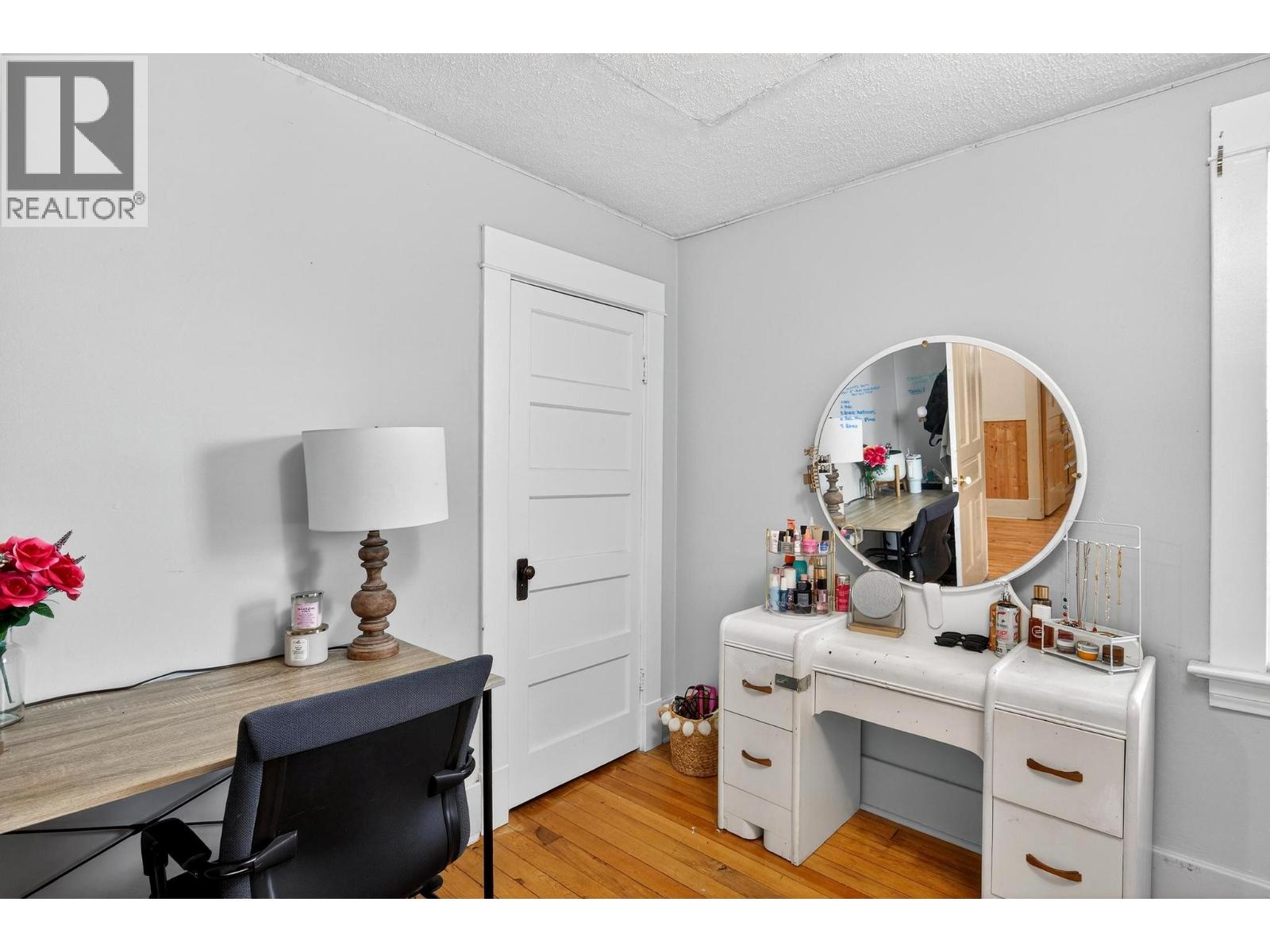  2319 Pandosy Street, Kelowna