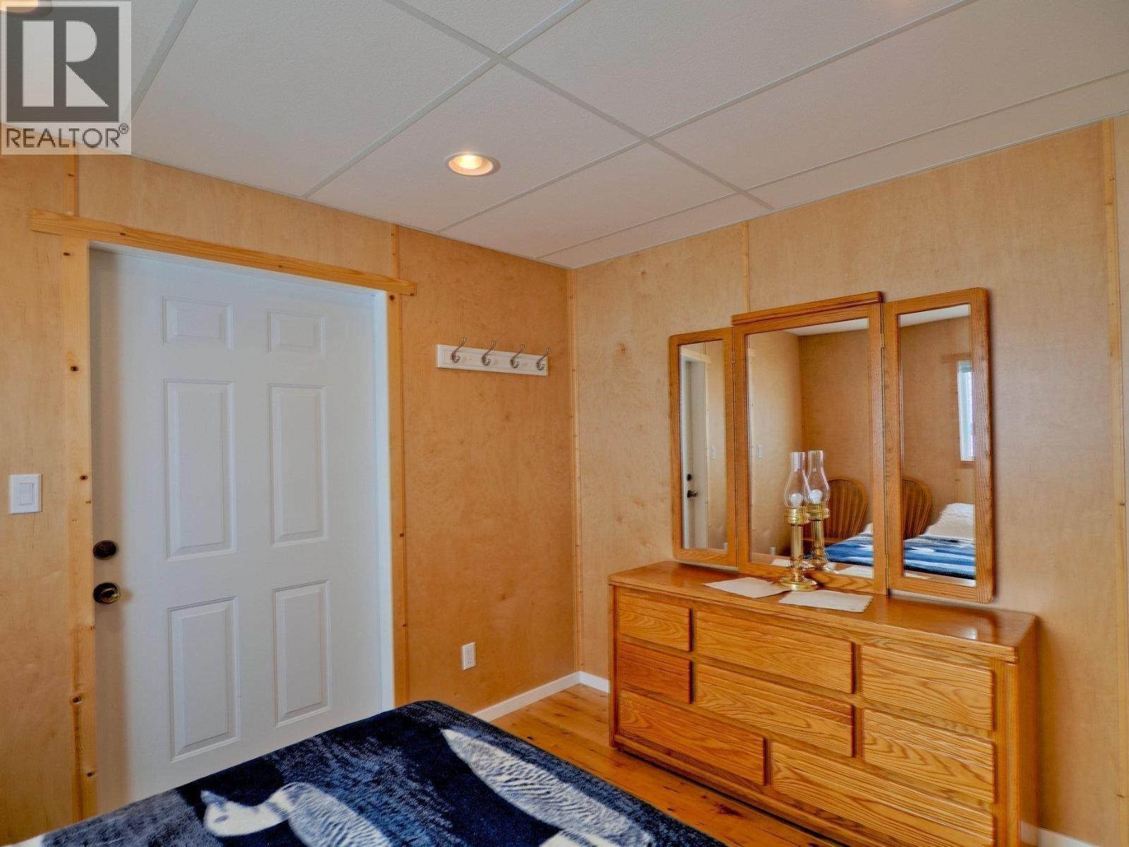 LOT 1 N GREEN LAKE ROAD - 12