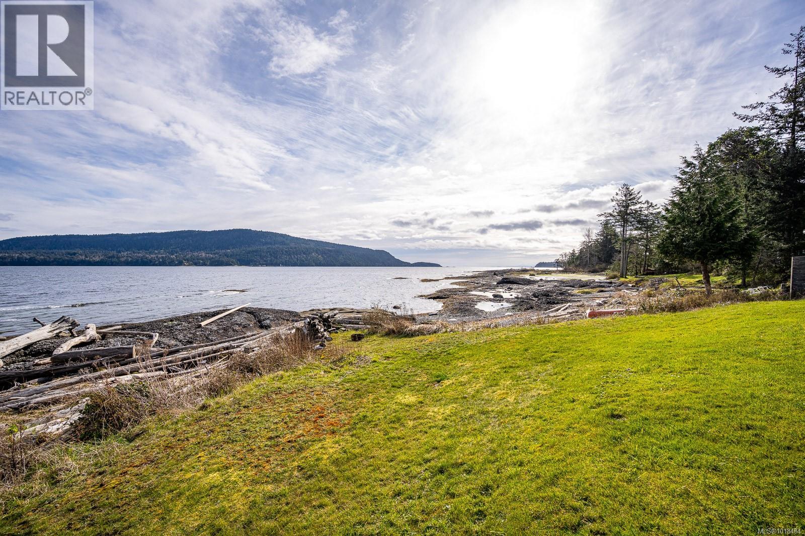 3870 East Road - photo 2