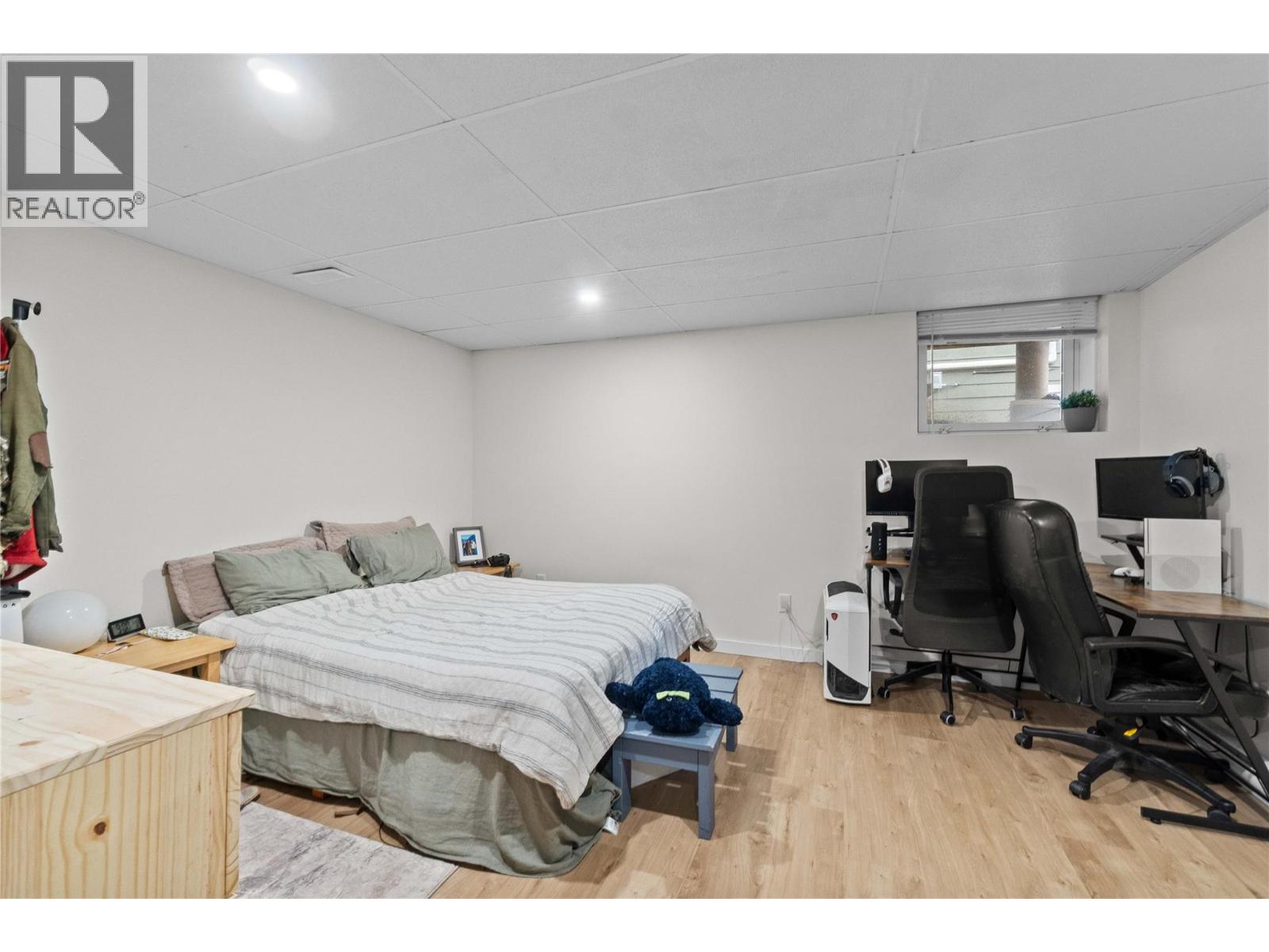 #27 900 10 AVENUE SE - 50