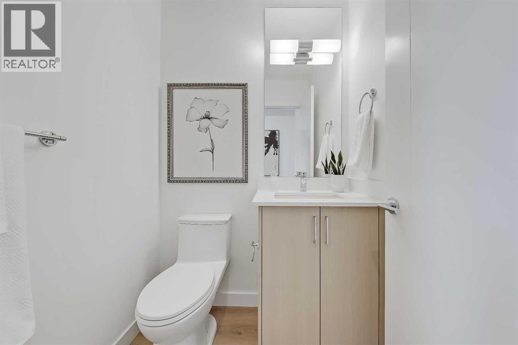 Single Family House for Sale in    Street SW Glenbrook Calgary 