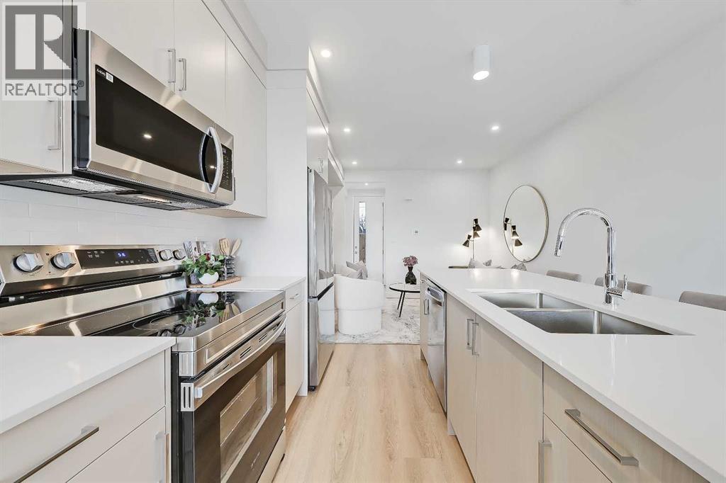 Single Family House for Sale in    Street SW Glenbrook Calgary 