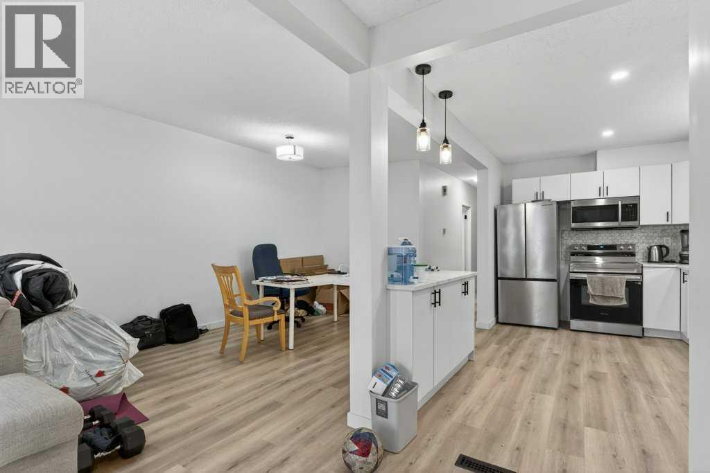 Multi-family House Bi-level for Sale in     Avenue SW Windsor Park Calgary 