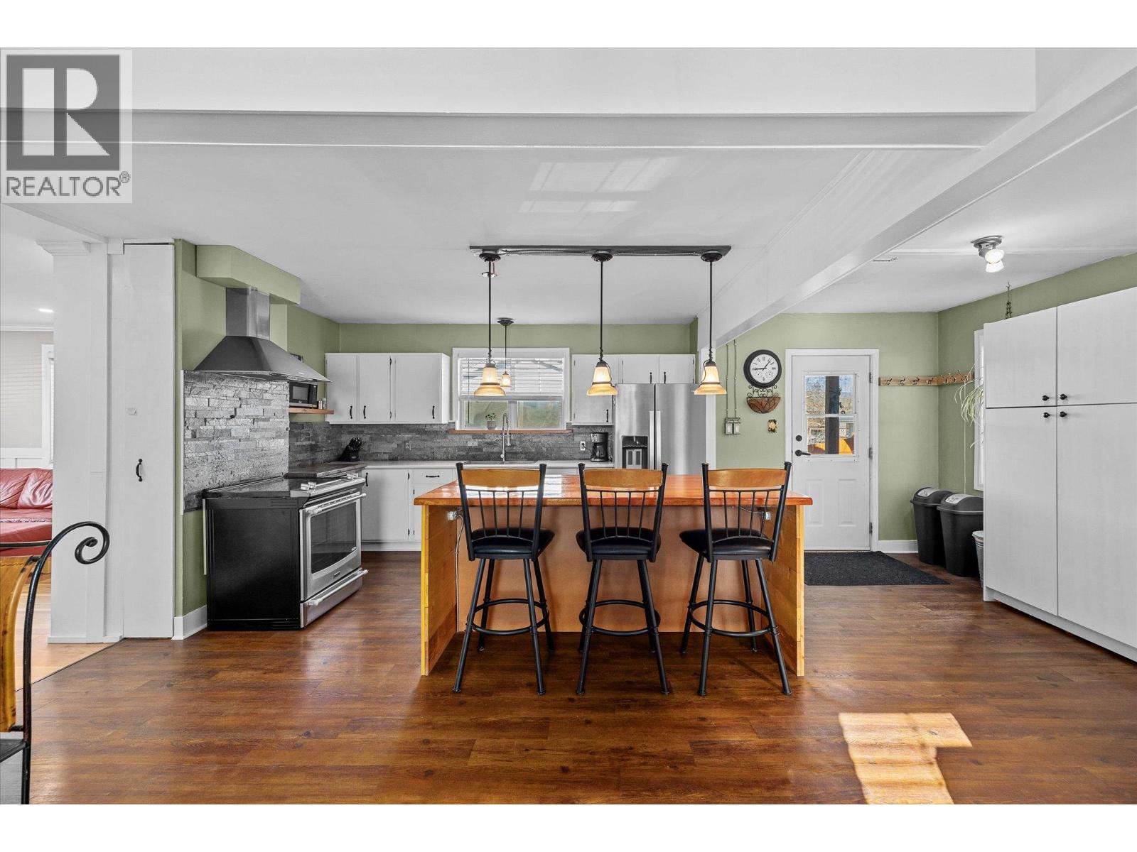  280 Mugford Road, Kelowna