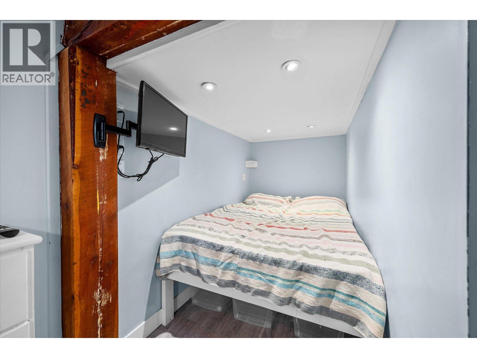 280 Mugford Road - 36