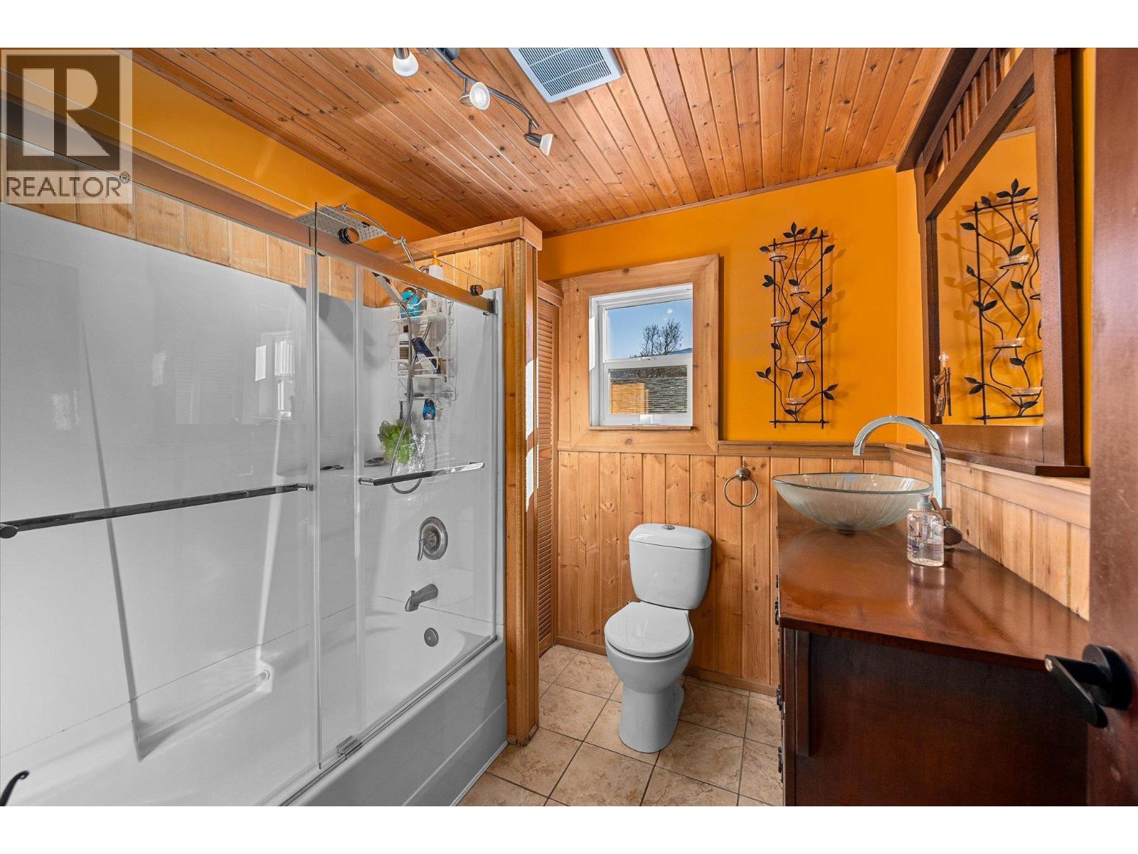  280 Mugford Road, Kelowna