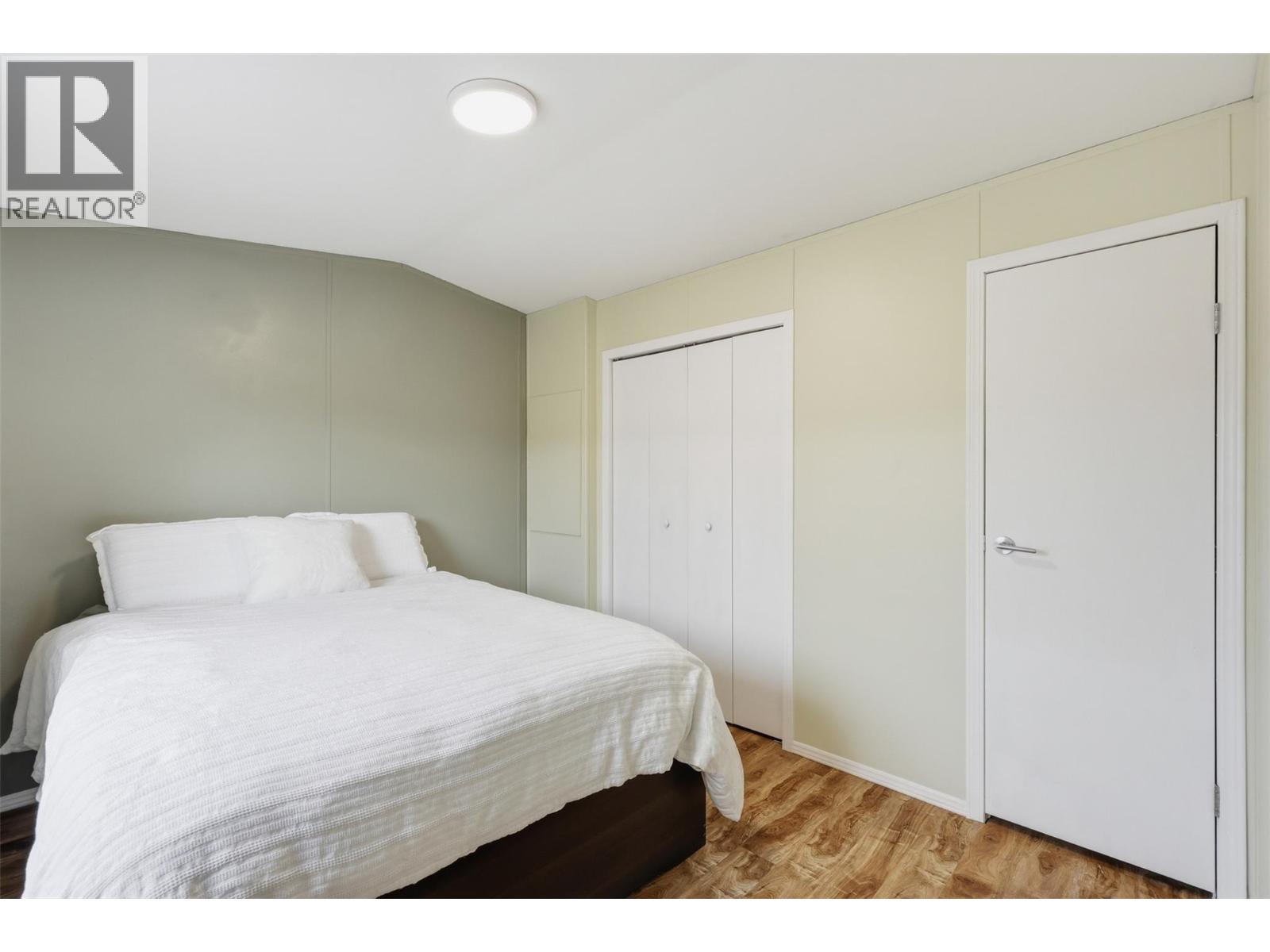 #6 1263 KOOTENAY WAY - 10