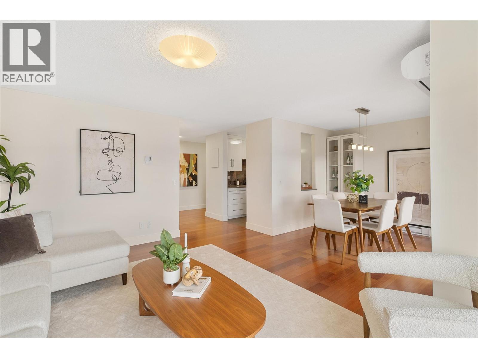 #1206 737 Leon Avenue - 4